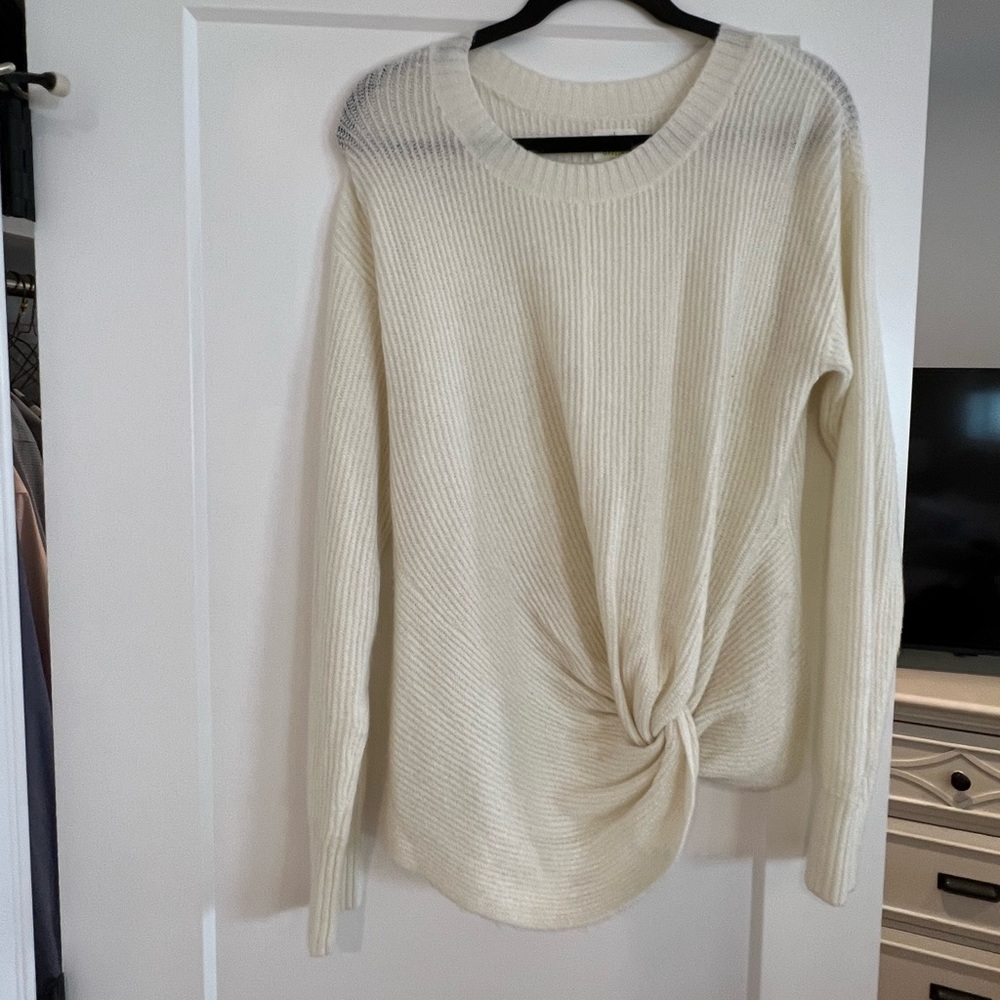 Aerie soft white sweater